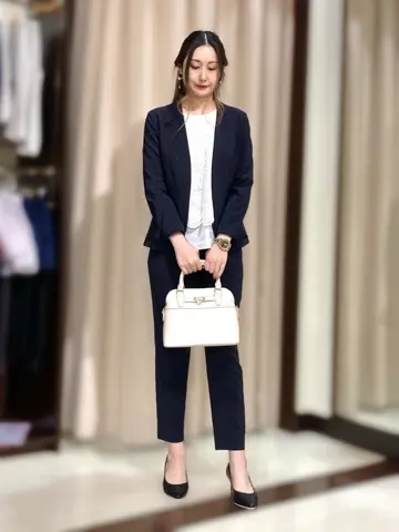 ANY SIS STAFF コーディネート画像