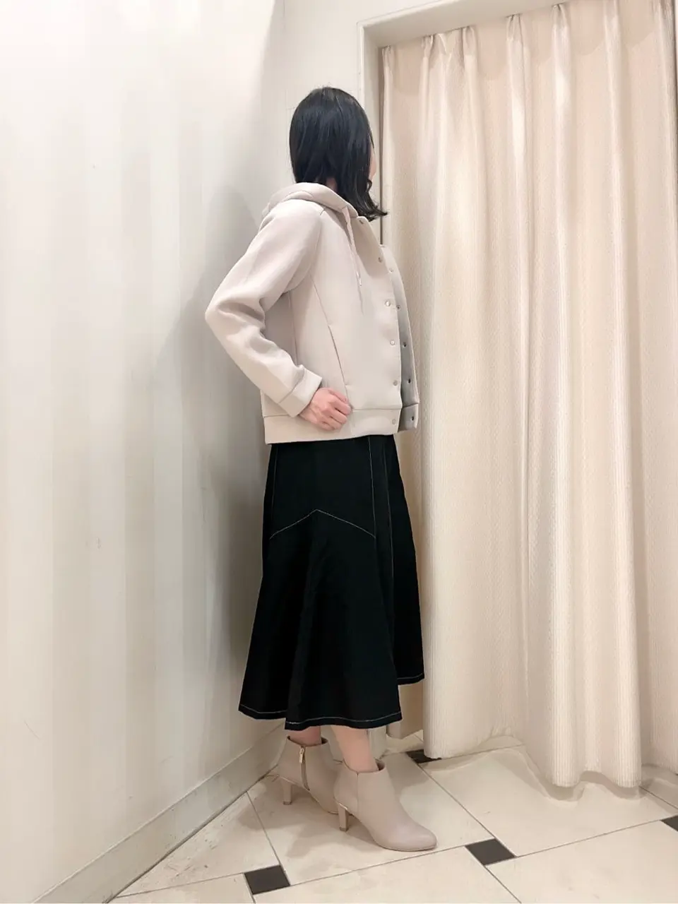 ANY SIS 金井 コーディネート画像