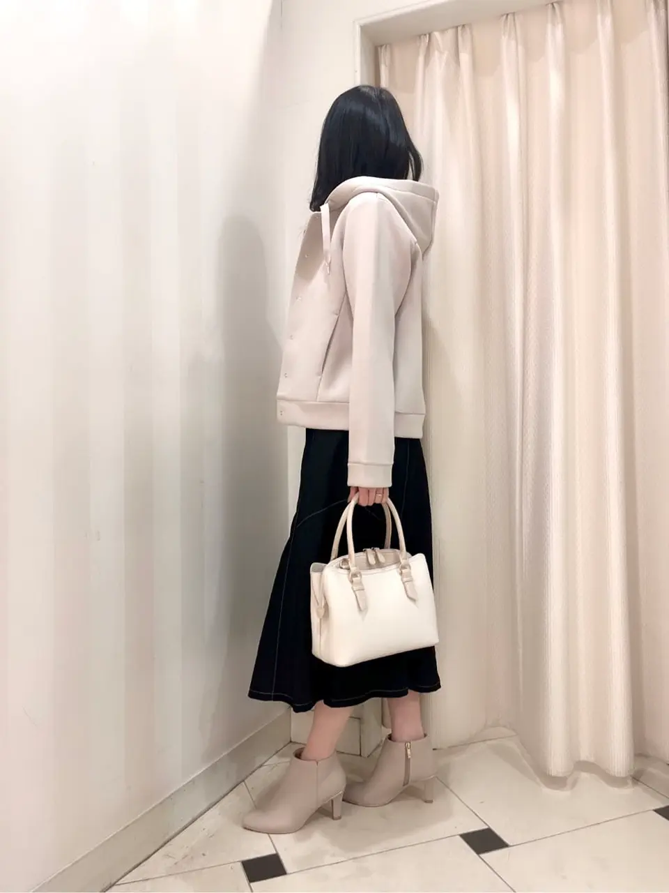 ANY SIS 金井 コーディネート画像