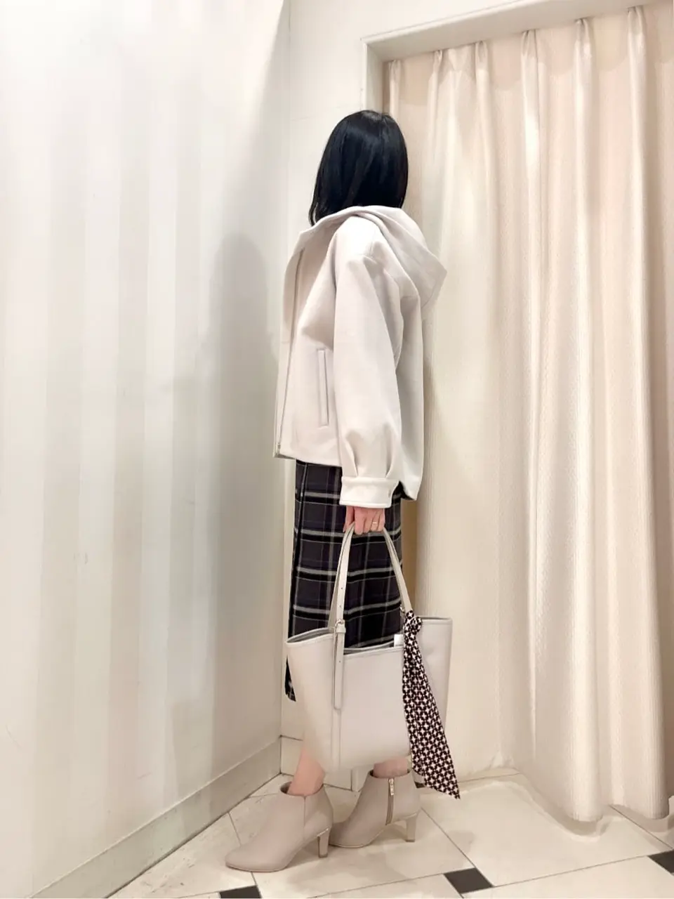 ANY SIS 金井 コーディネート画像