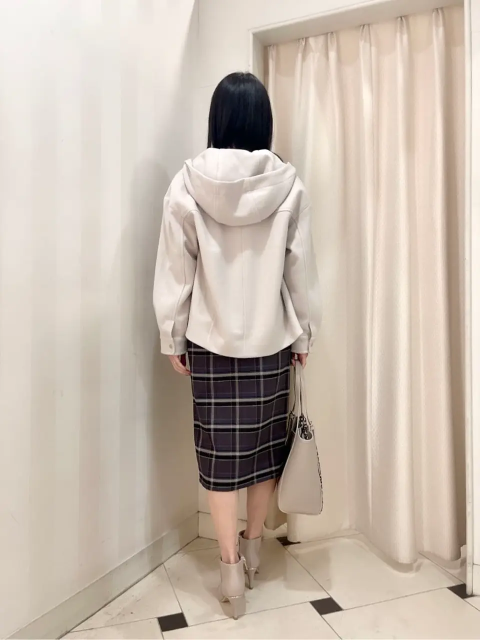 ANY SIS 金井 コーディネート画像