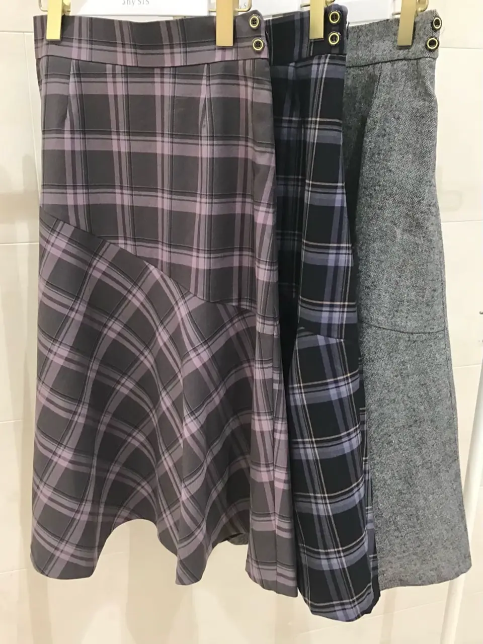 ANY SIS 今仲 コーディネート画像