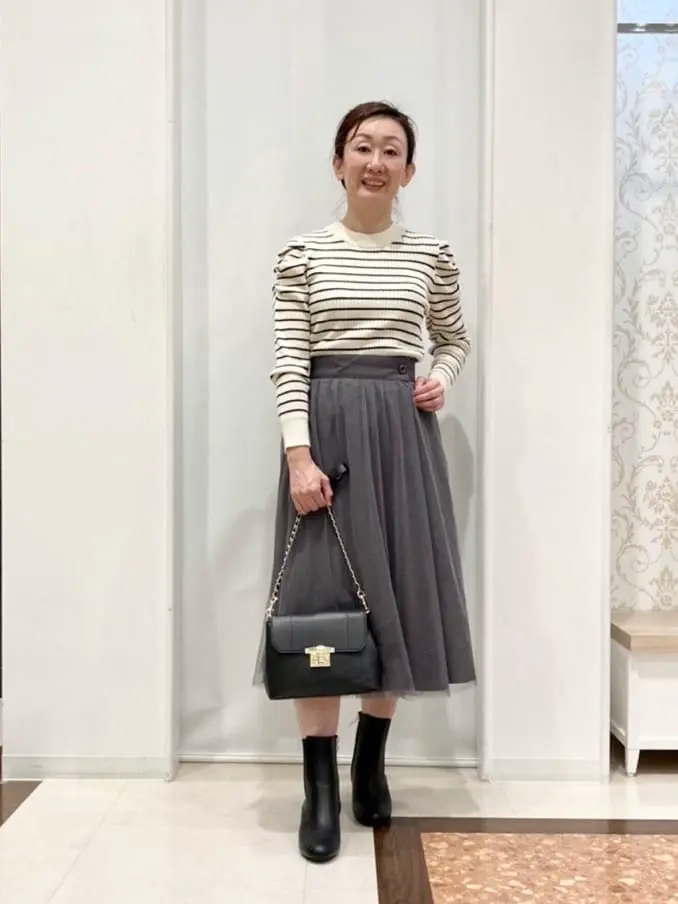 ANY SIS スタッフ コーディネート画像