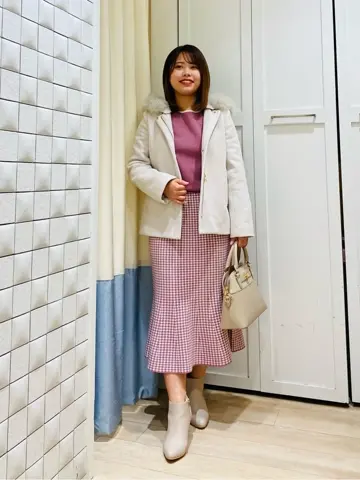 ANY SIS スタッフ コーディネート画像