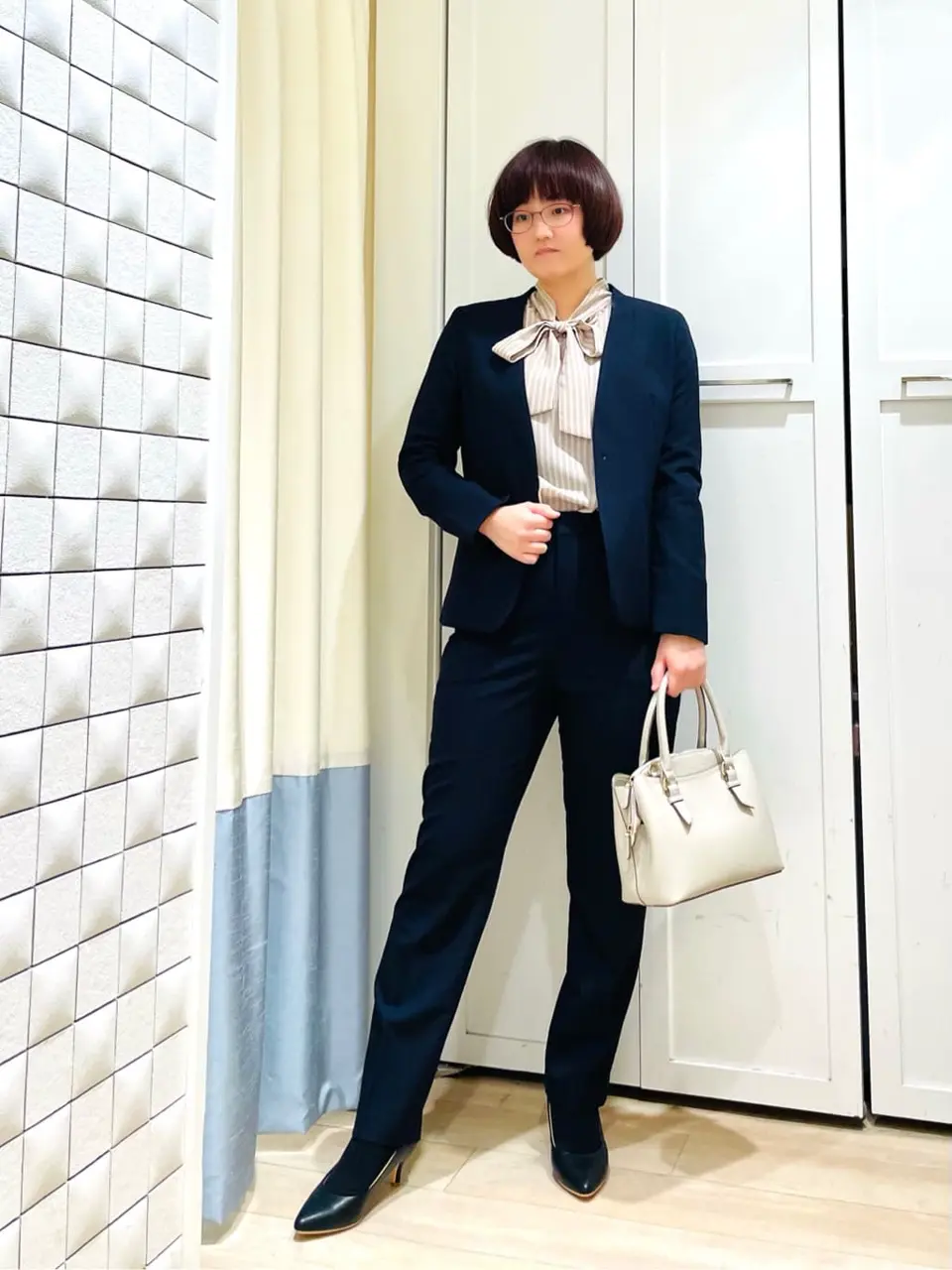 ANY SIS スタッフ コーディネート画像