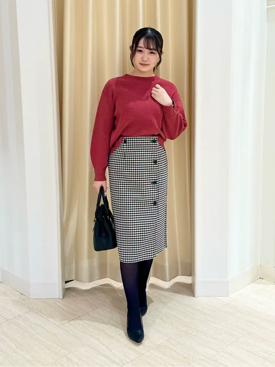 ANY SIS スタッフ コーディネート画像