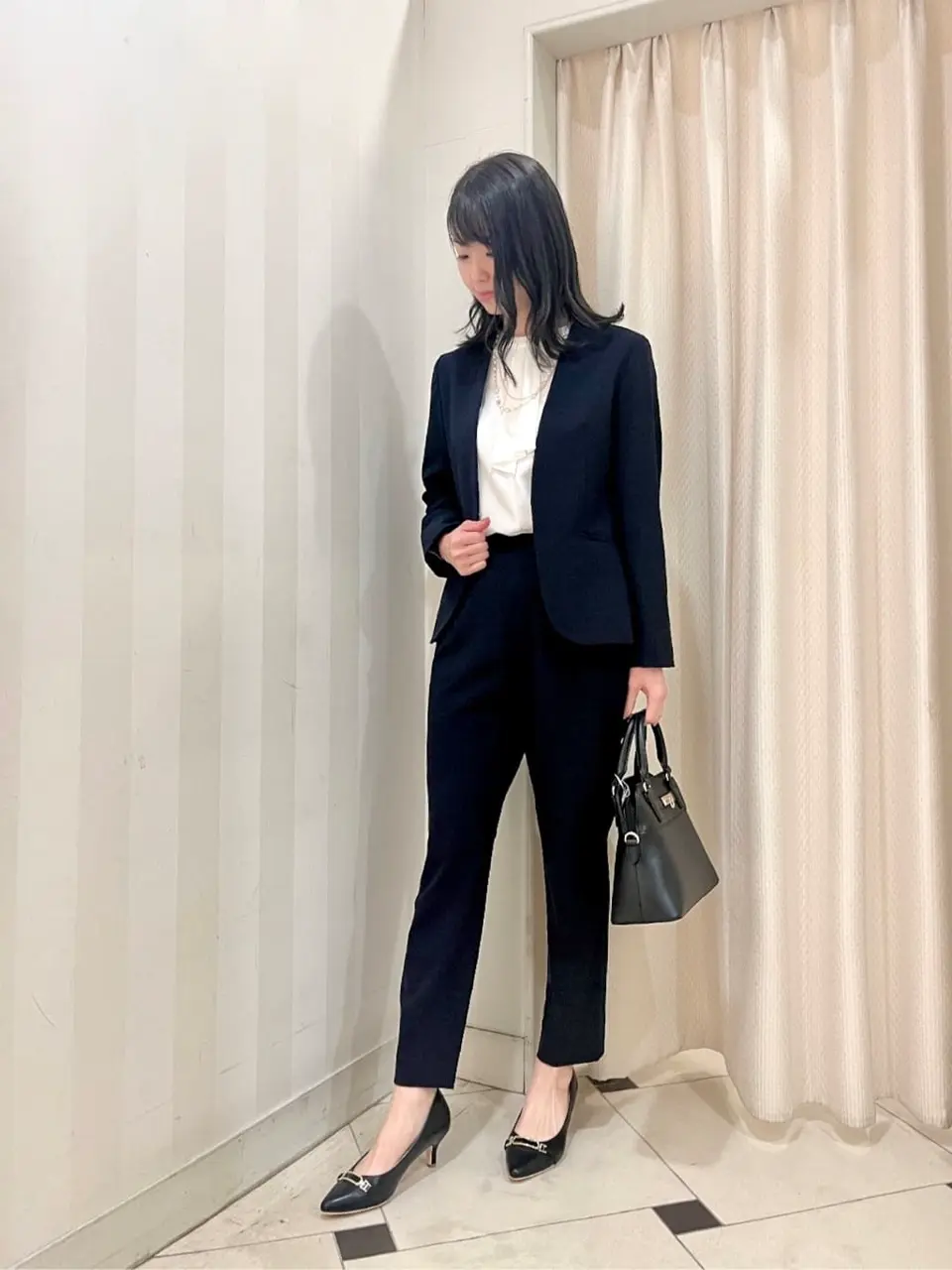 ANY SIS 金井 コーディネート画像