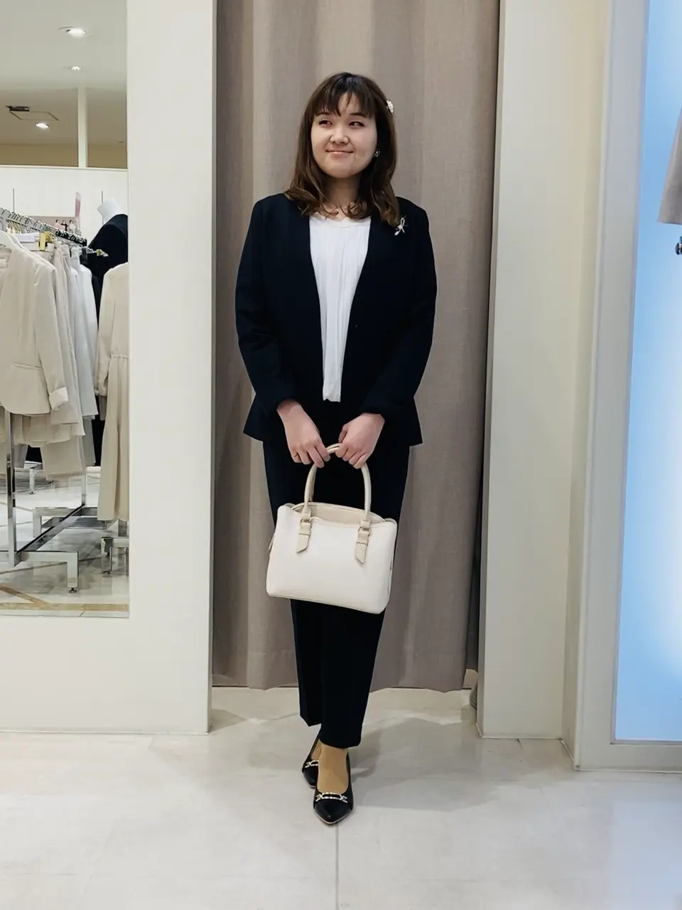 ANY SIS 川根　彩 コーディネート画像