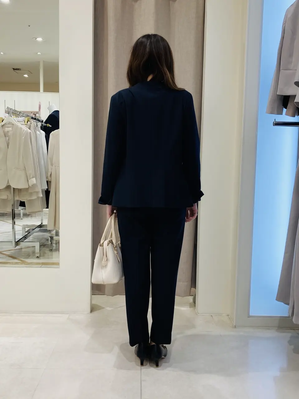 ANY SIS 川根　彩 コーディネート画像