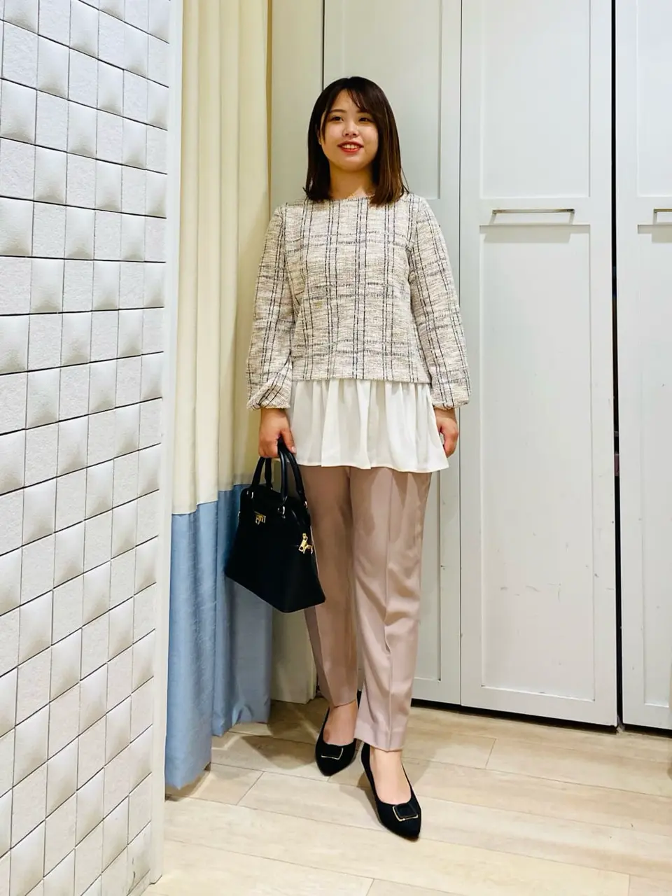 ANY SIS スタッフ コーディネート画像