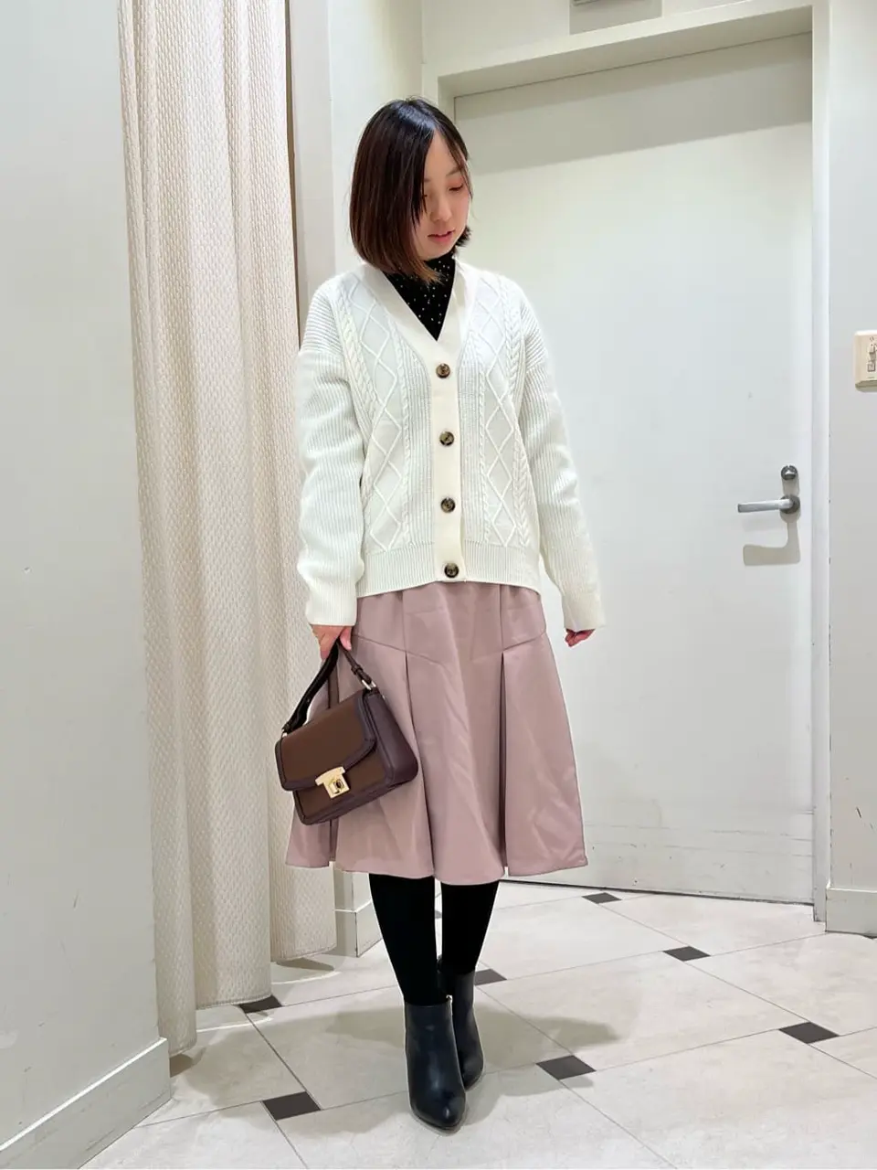 ANY SIS 村上 コーディネート画像