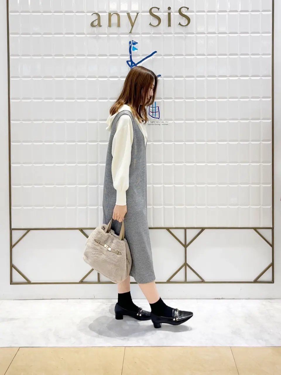 ANY SIS 上田 コーディネート画像