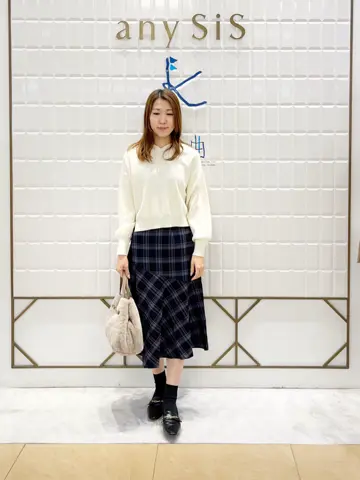 ANY SIS 上田 コーディネート画像
