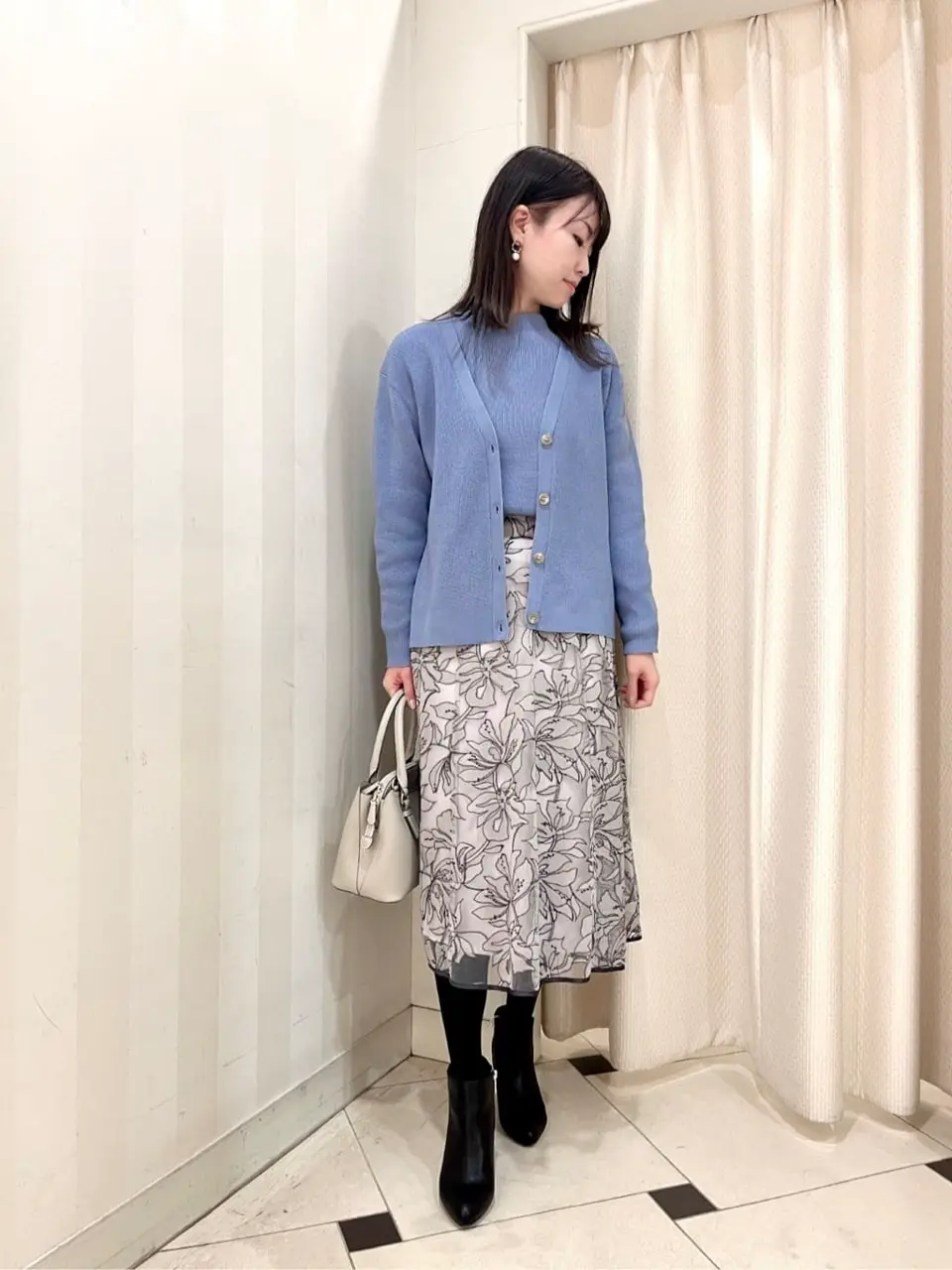 ANY SIS 金井 コーディネート画像