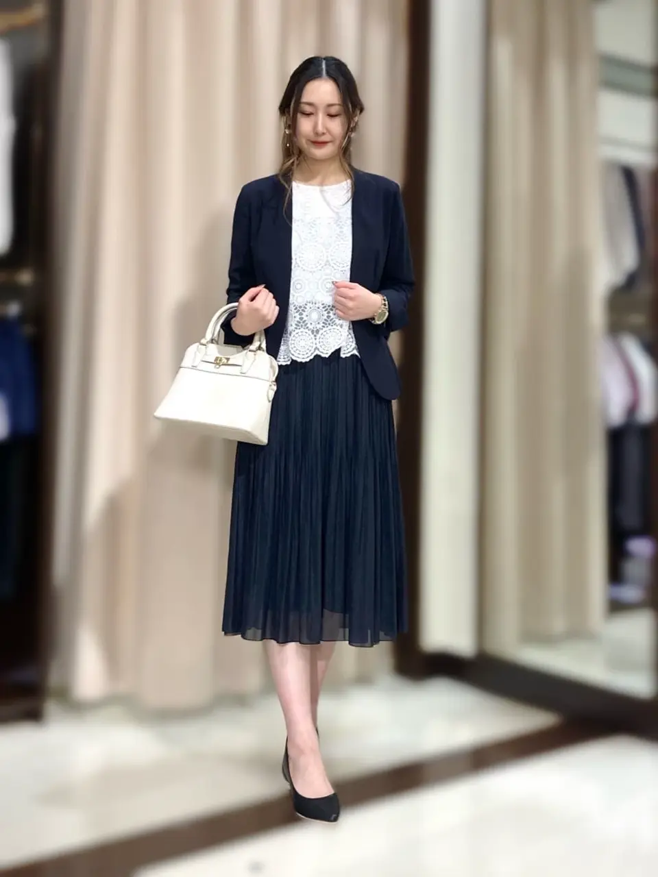 ANY SIS STAFF コーディネート画像