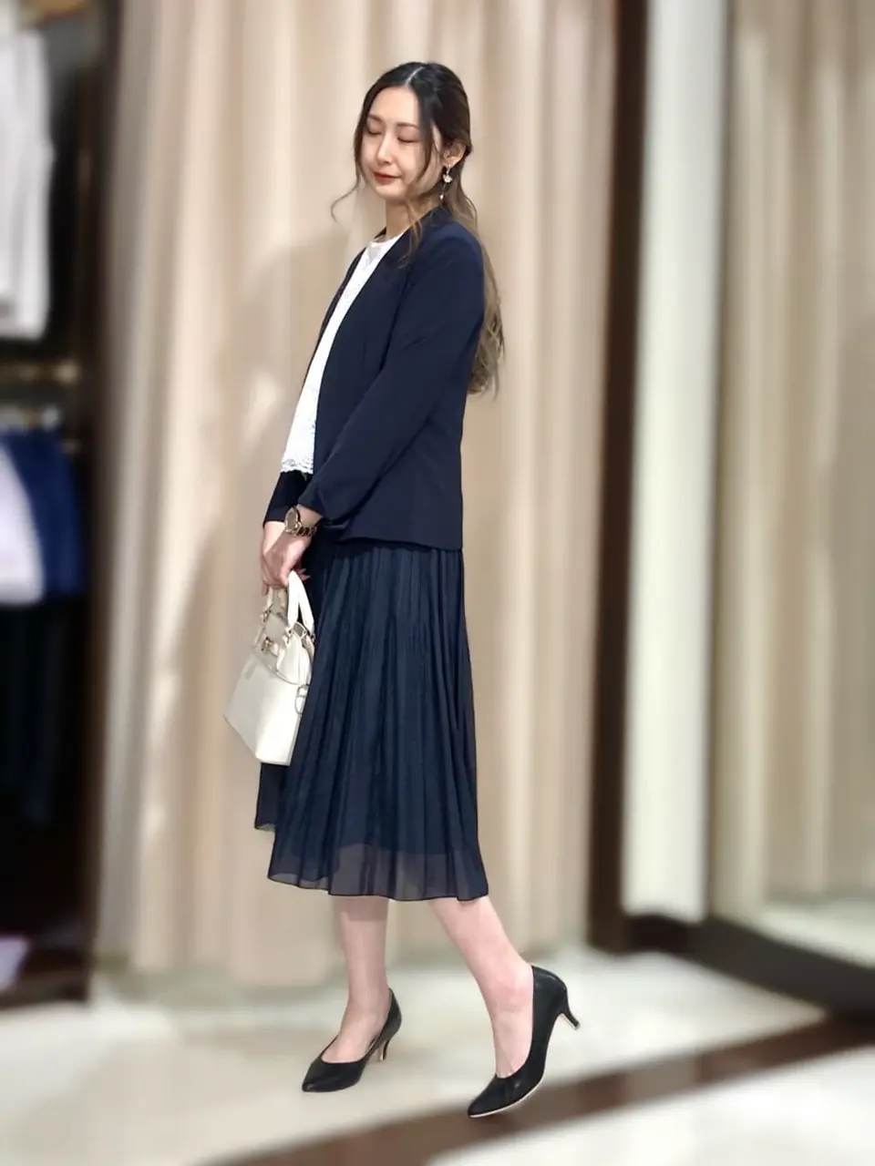 ANY SIS STAFF コーディネート画像