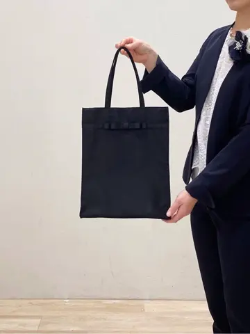 ANY SIS 西出 コーディネート画像