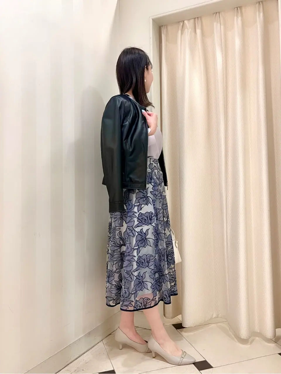 ANY SIS 金井 コーディネート画像