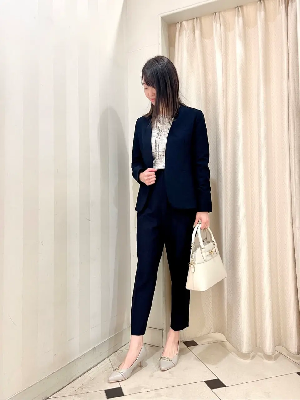 ANY SIS 金井 コーディネート画像