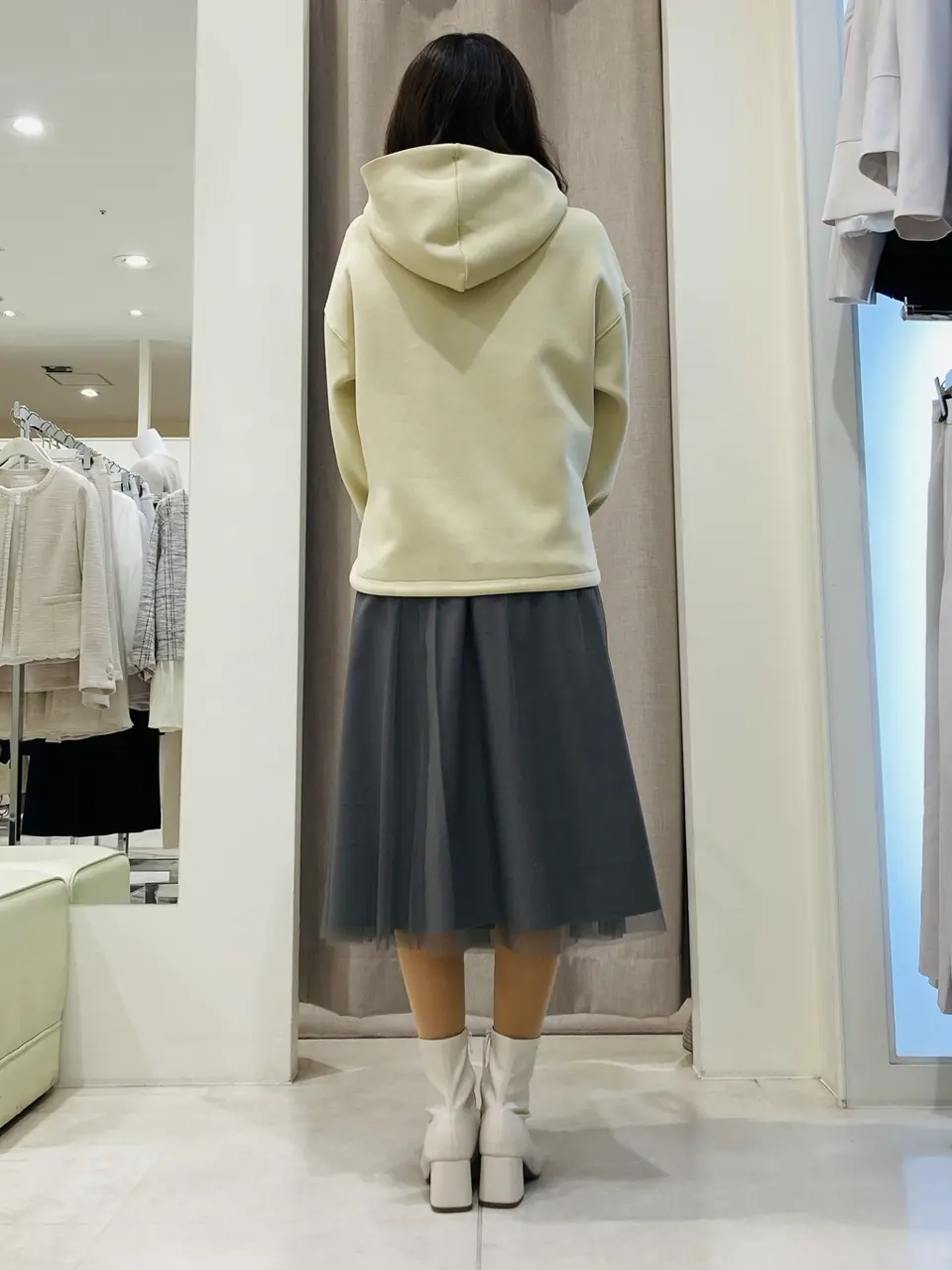 ANY SIS 川根　彩 コーディネート画像