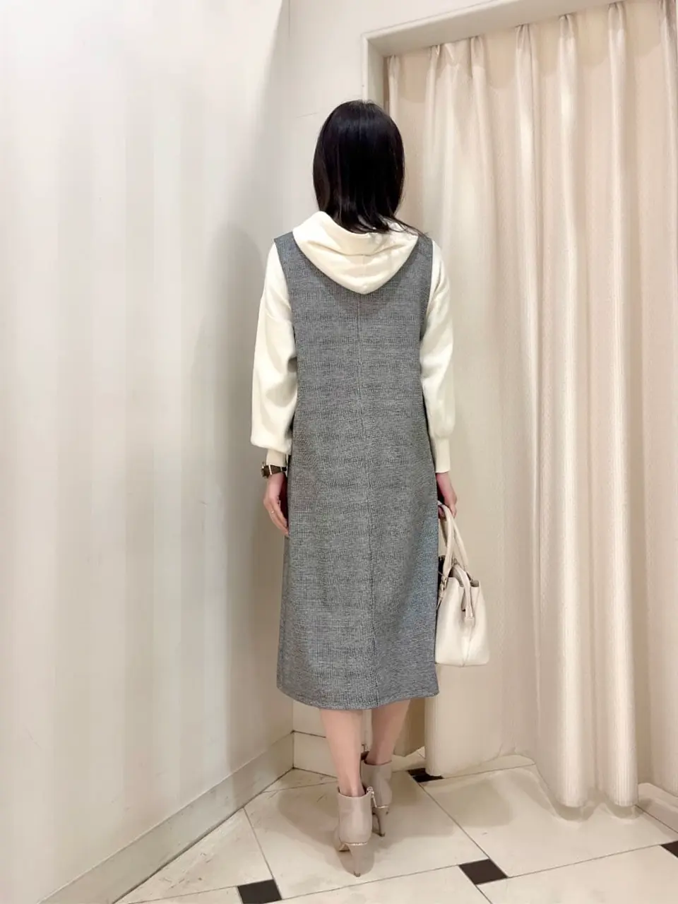 ANY SIS 金井 コーディネート画像