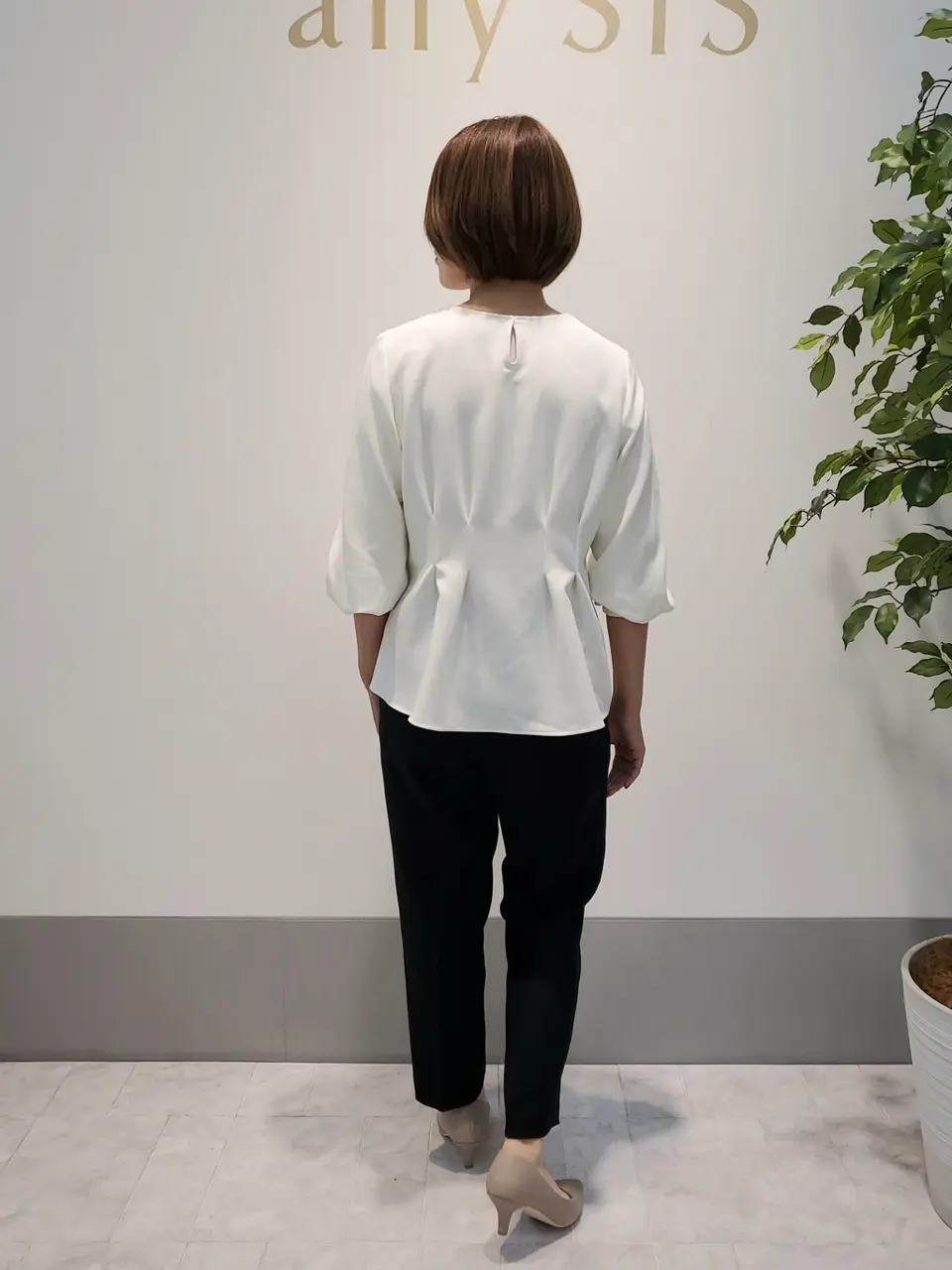 ANY SIS 岡本 コーディネート画像