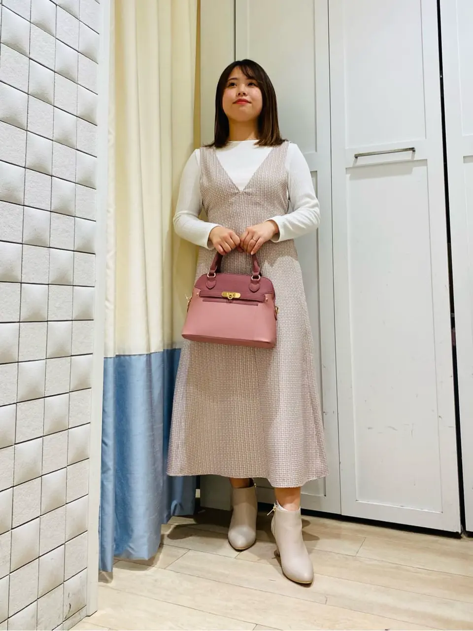 ANY SIS スタッフ コーディネート画像