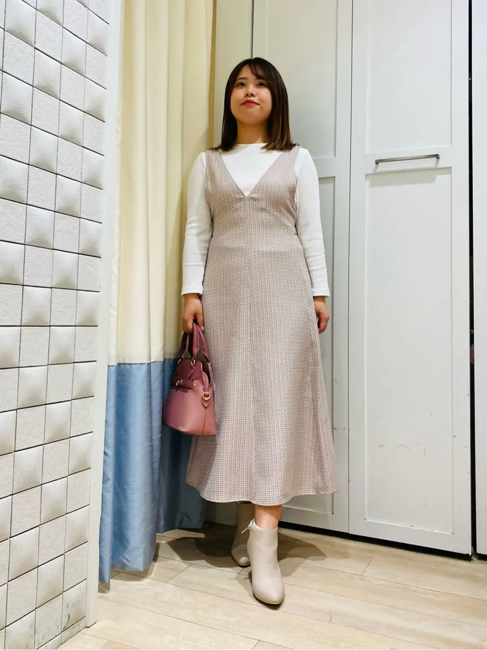 ANY SIS スタッフ コーディネート画像