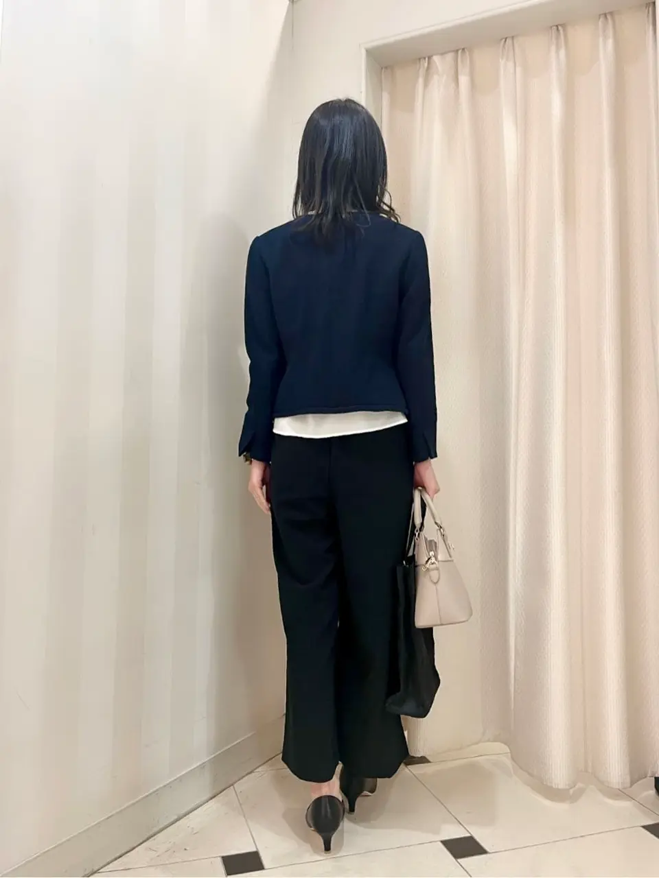 ANY SIS 金井 コーディネート画像