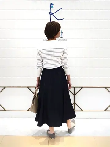 ANY SIS 井上 コーディネート画像