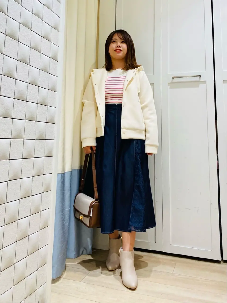 ANY SIS スタッフ コーディネート画像