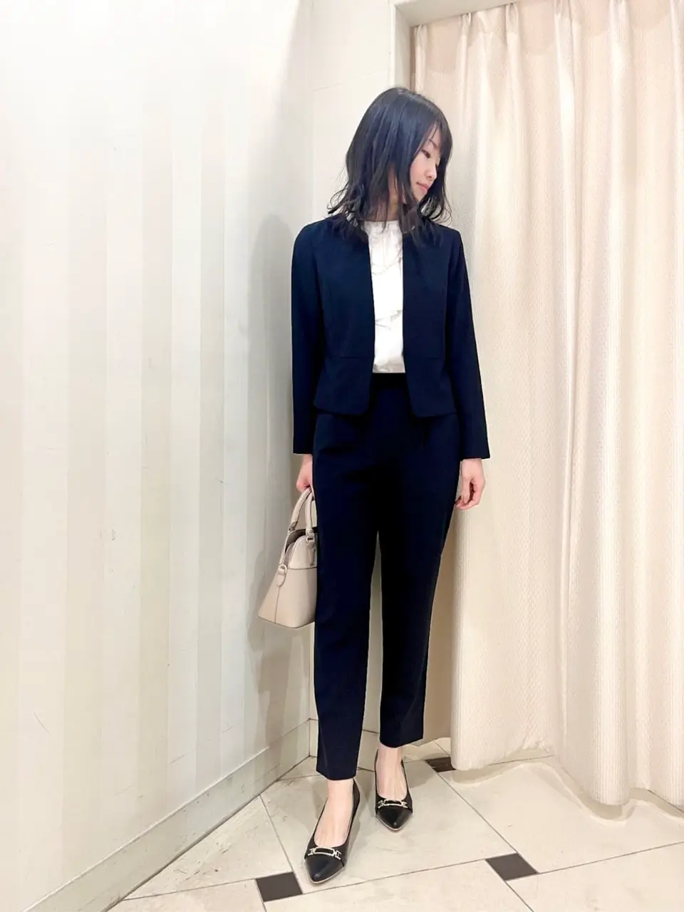 ANY SIS 金井 コーディネート画像