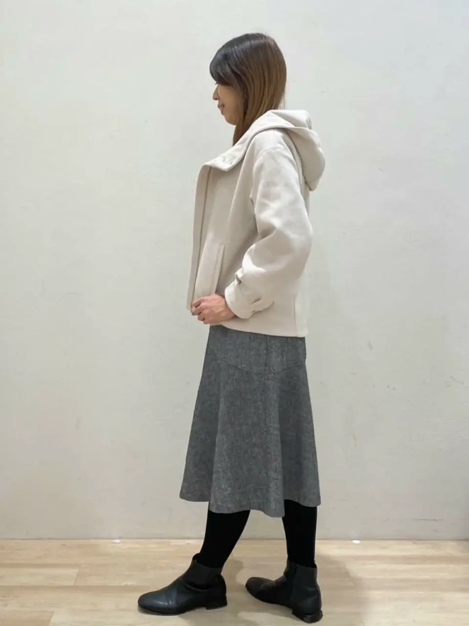 ANY SIS スタッフ コーディネート画像