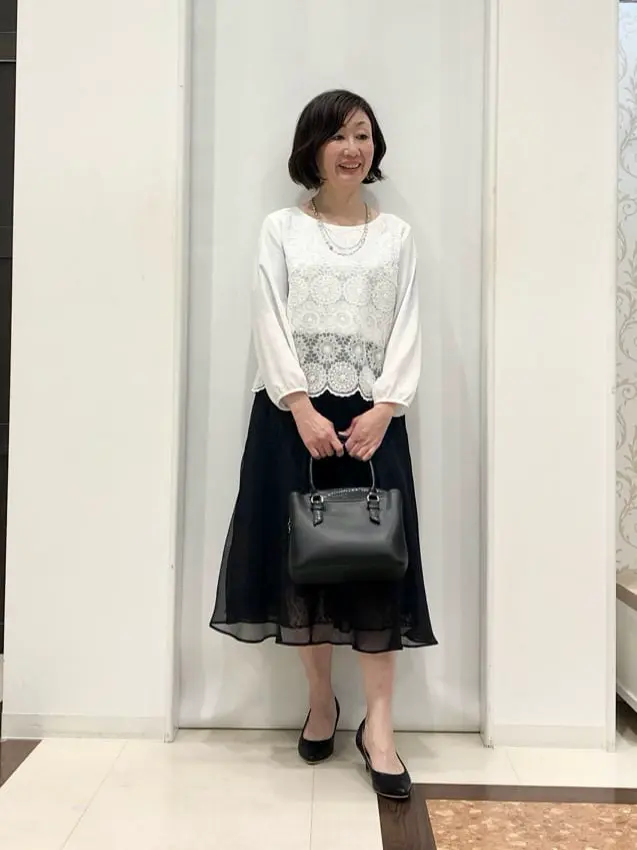 ANY SIS スタッフ コーディネート画像