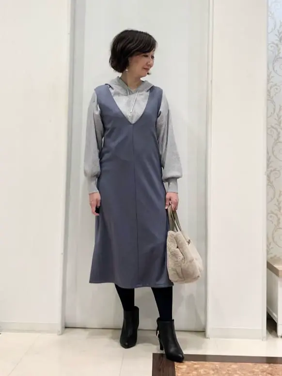 ANY SIS スタッフ コーディネート画像