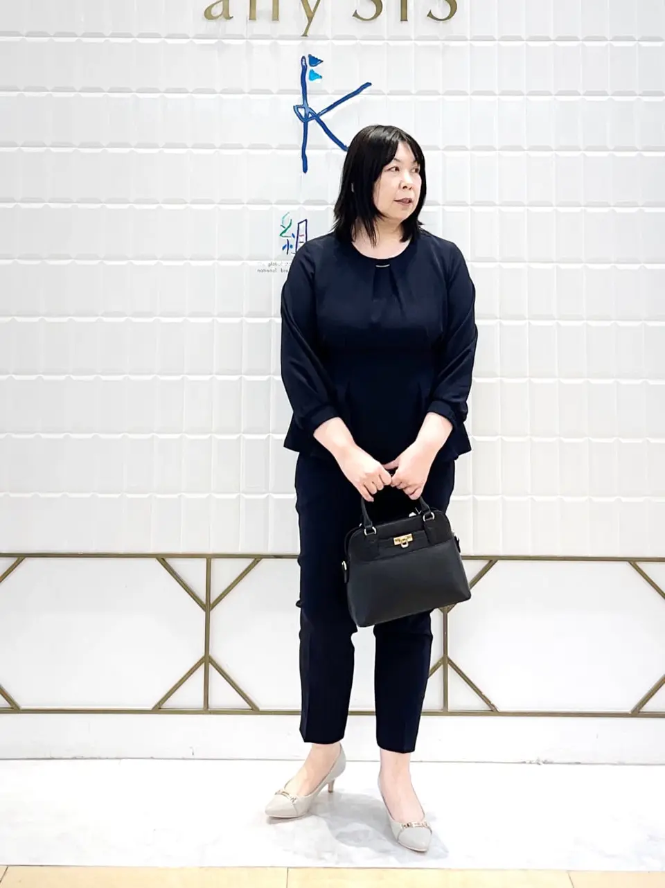 ANY SIS 西田 コーディネート画像