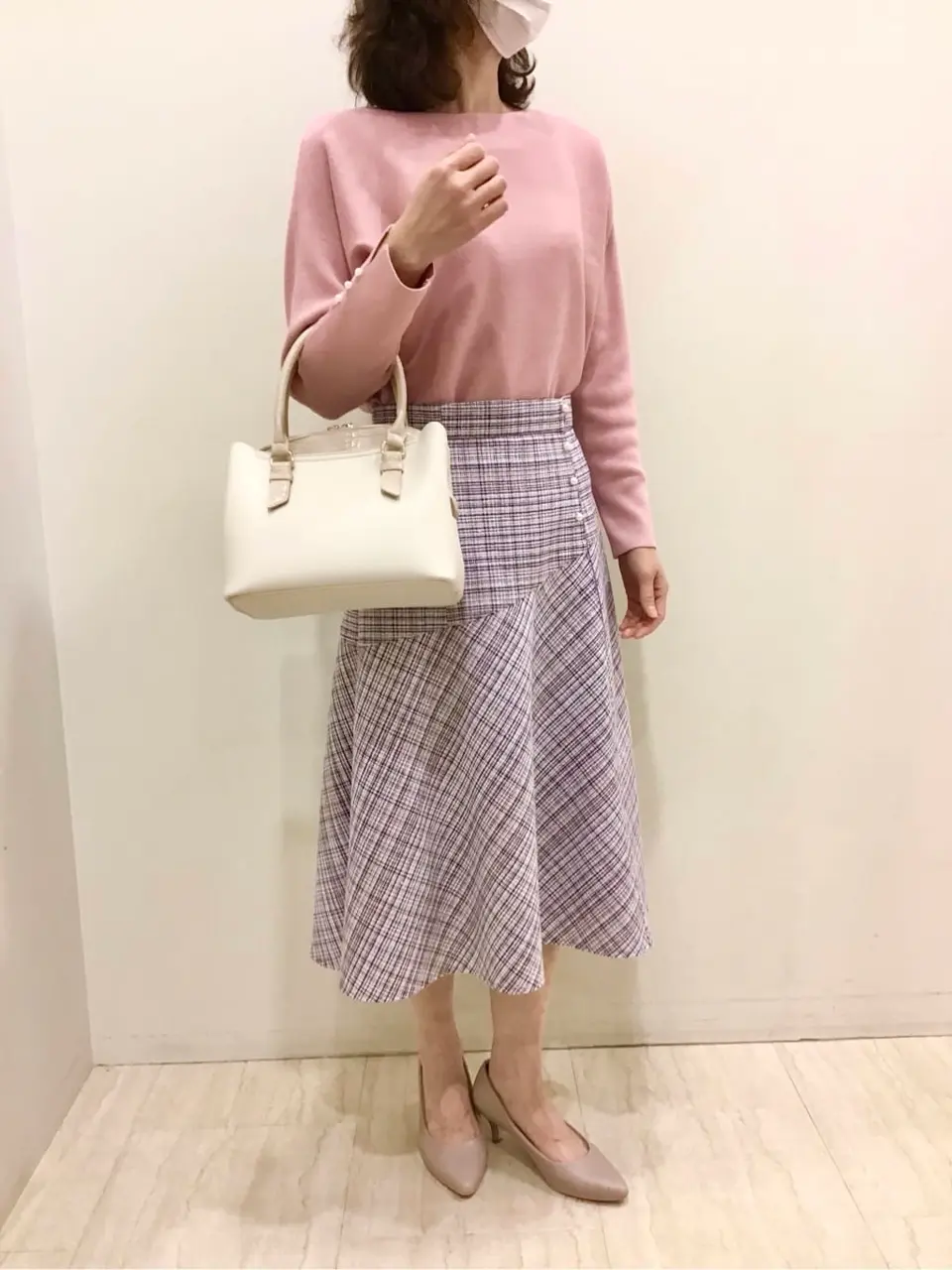 ANY SIS スタッフ コーディネート画像