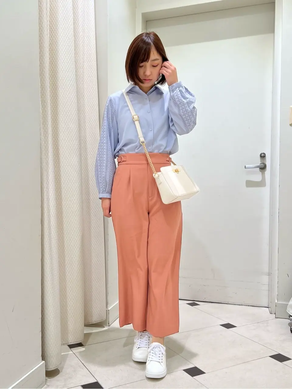 ANY SIS 村上 コーディネート画像