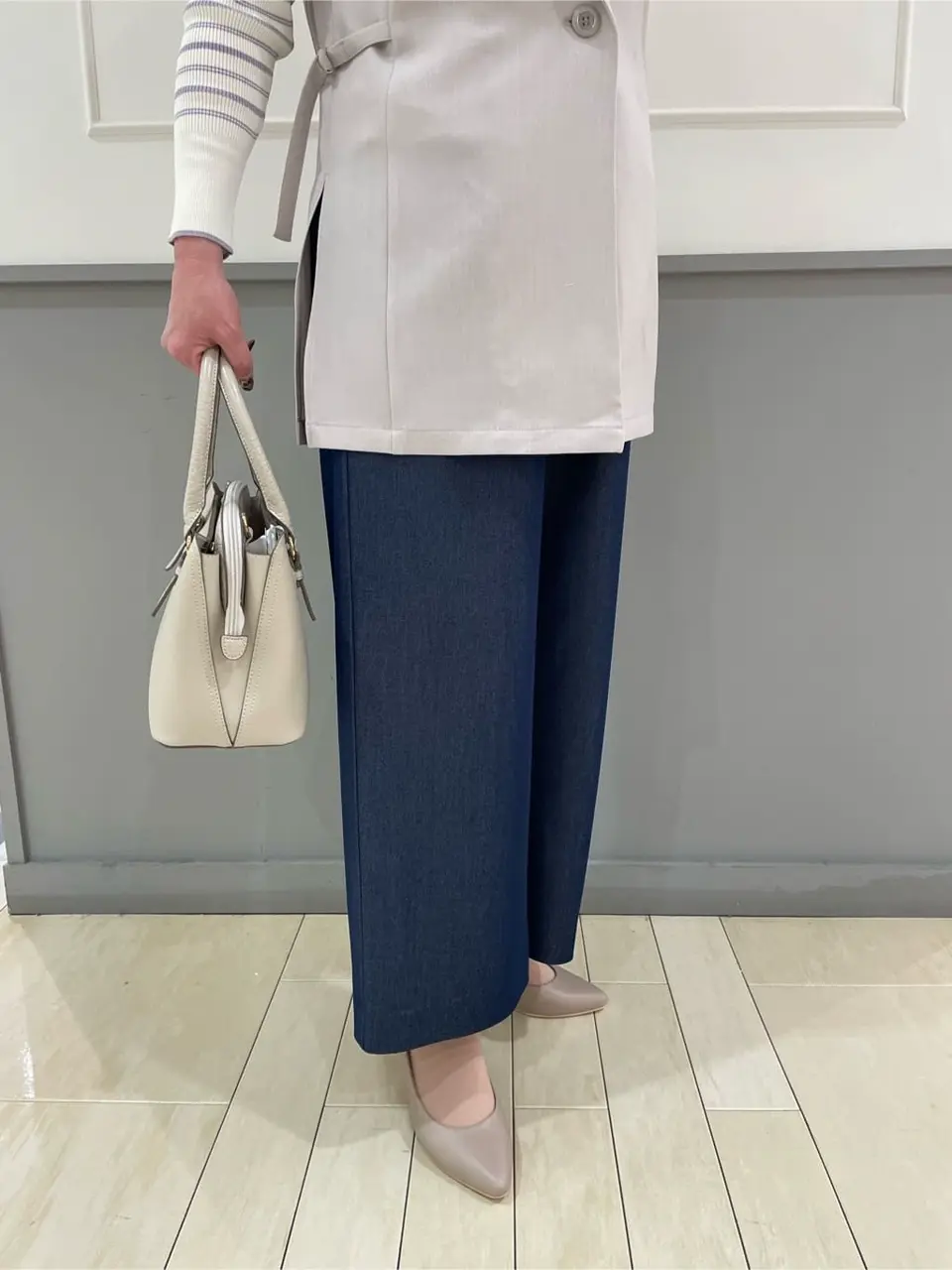 ANY SIS 堀部 コーディネート画像