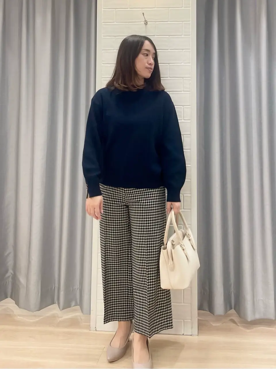 ANY SIS 丸岡 コーディネート画像