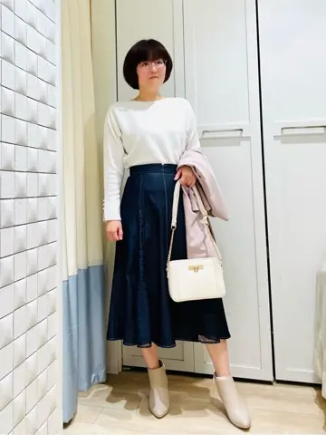 ANY SIS スタッフ コーディネート画像