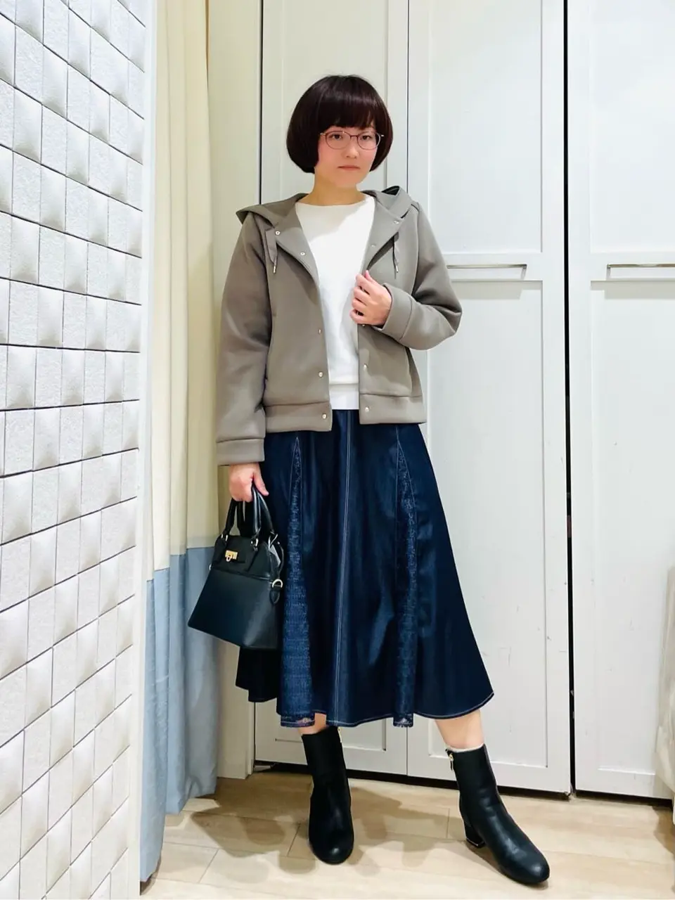 ANY SIS スタッフ コーディネート画像