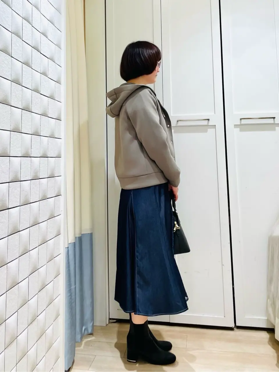 ANY SIS スタッフ コーディネート画像