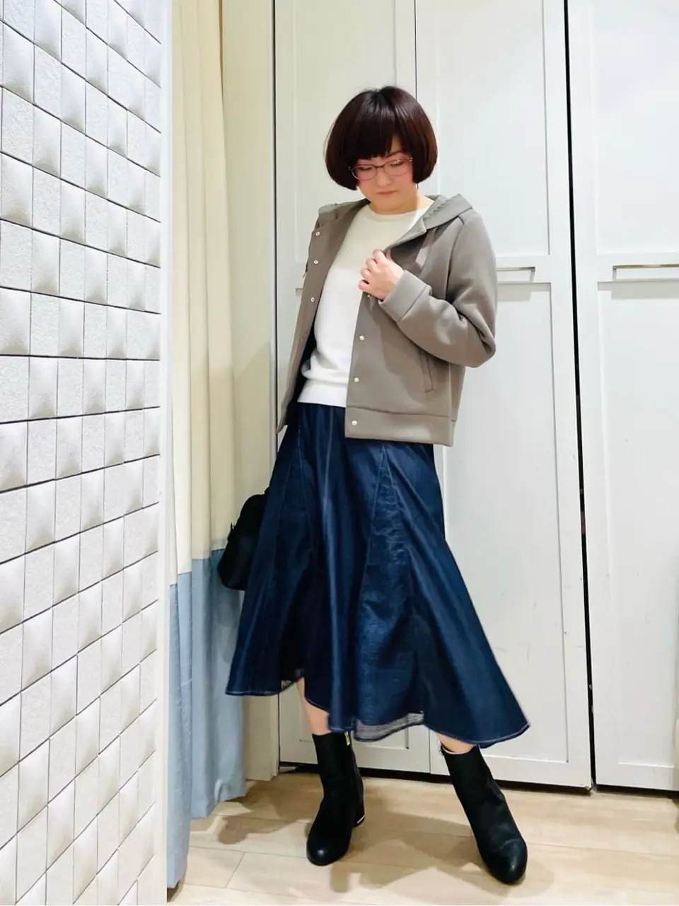 ANY SIS スタッフ コーディネート画像