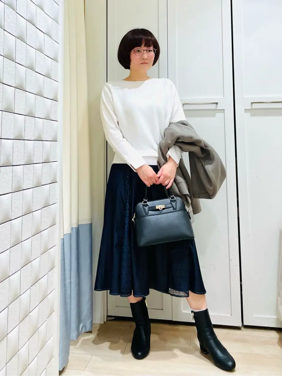 ANY SIS スタッフ コーディネート画像