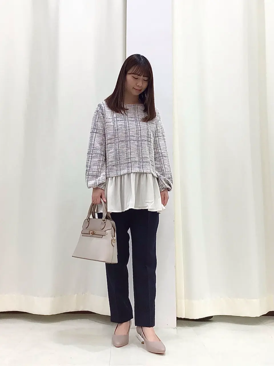 ANY SIS スタッフ コーディネート画像