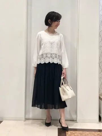 ANY SIS スタッフ コーディネート画像