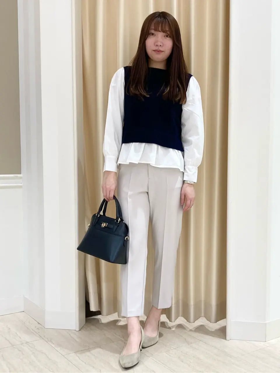 ANY SIS スタッフ コーディネート画像