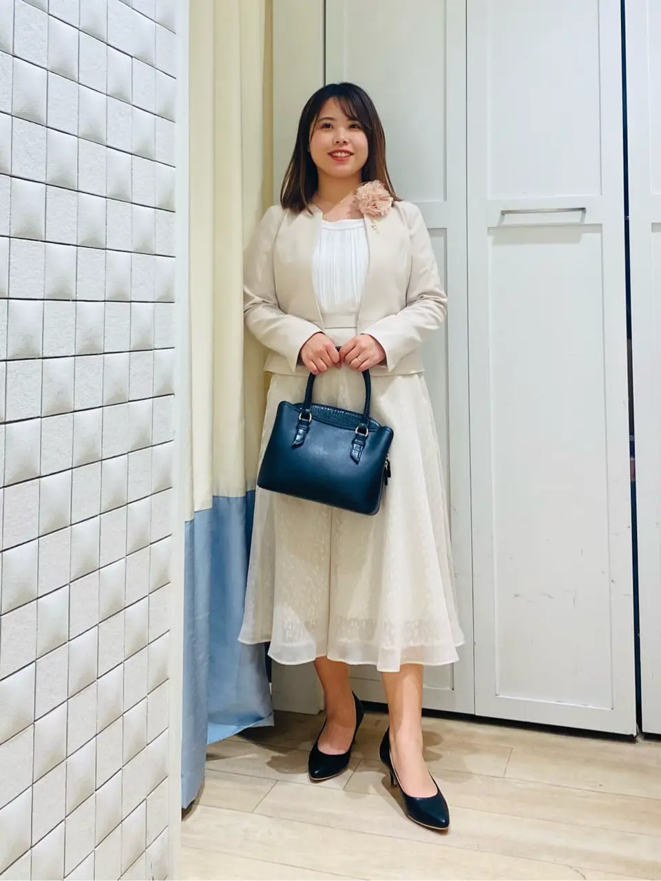 ANY SIS スタッフ コーディネート画像