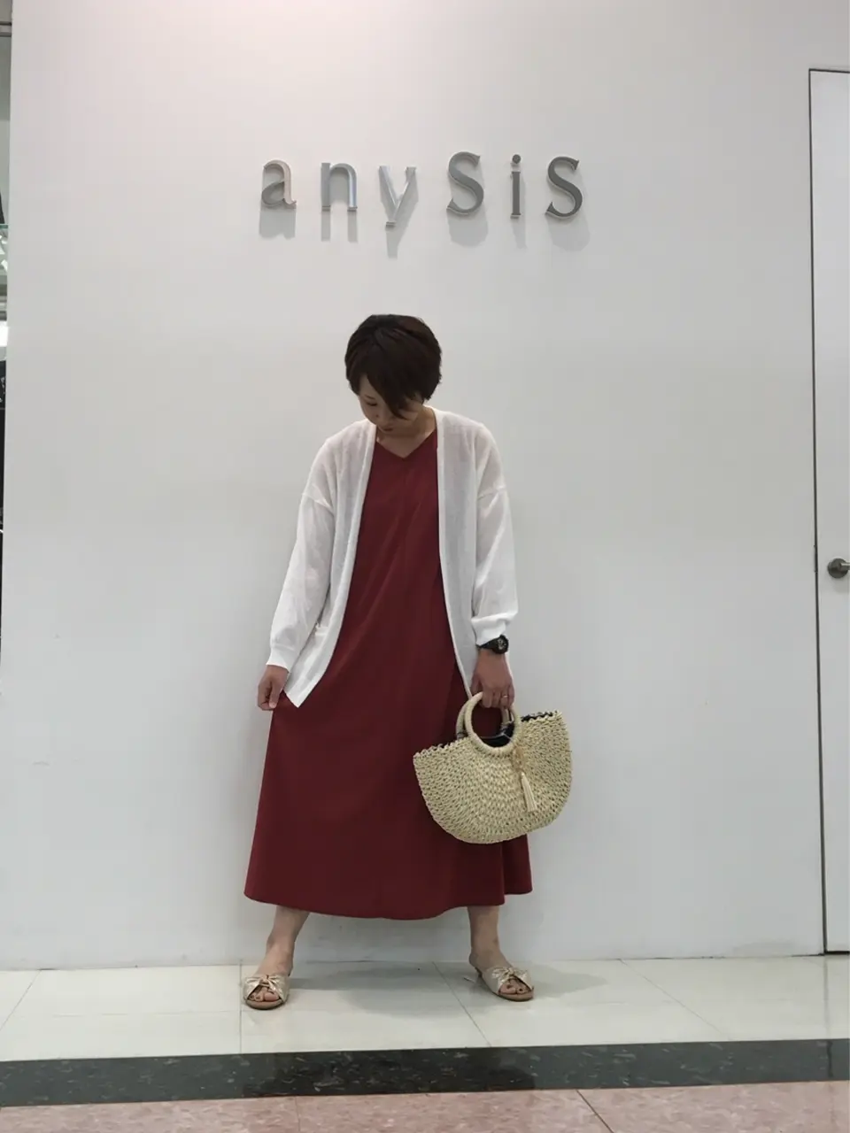 ANY SIS スタッフ コーディネート画像